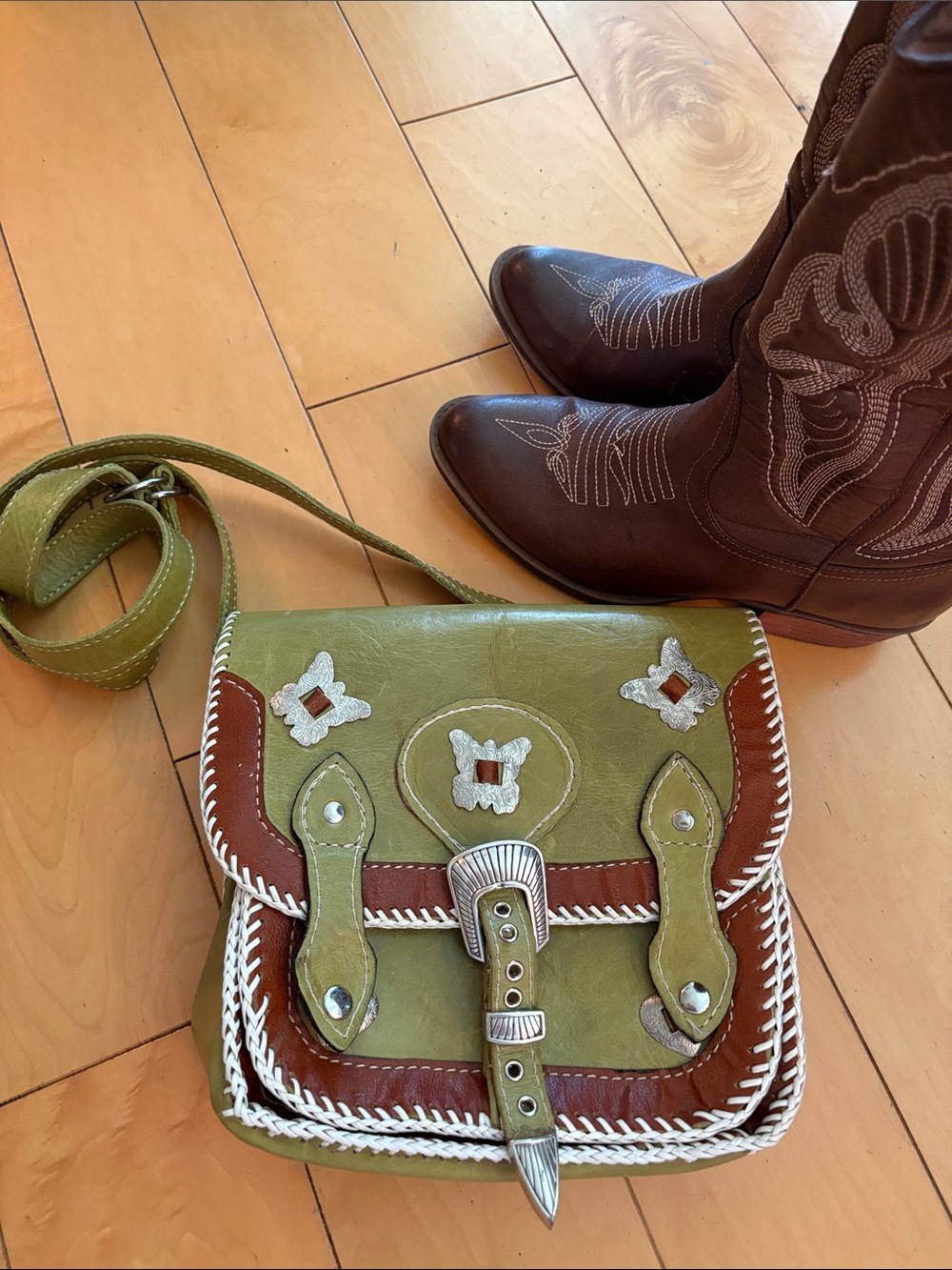 90’s VTG Cowgirl Bag Leather Western Style Butterfly / Hearts